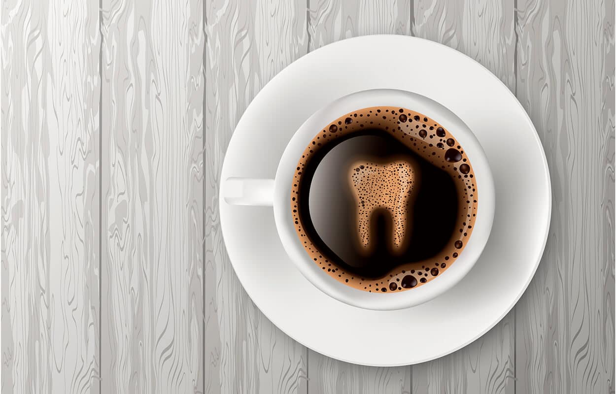 eliminar manchas en los dientes de café